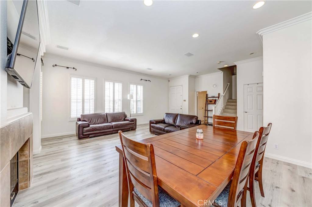 Aliso Viejo, CA 92656,5 Pelicano