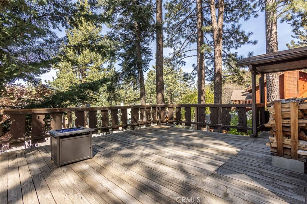 Wrightwood, CA 92397,26704 Raven RD