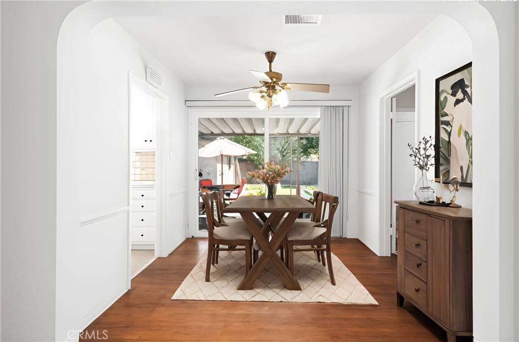 Long Beach, CA 90815,5364 E Daggett ST