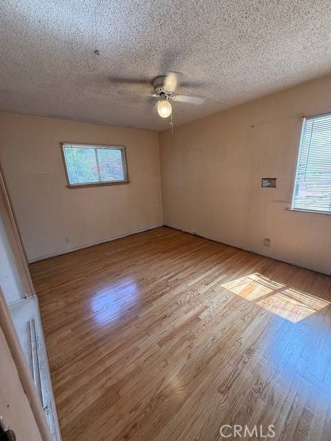 Long Beach, CA 90805,141 W Scott ST