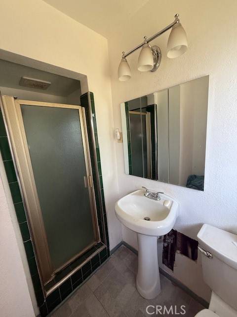 Long Beach, CA 90805,141 W Scott ST