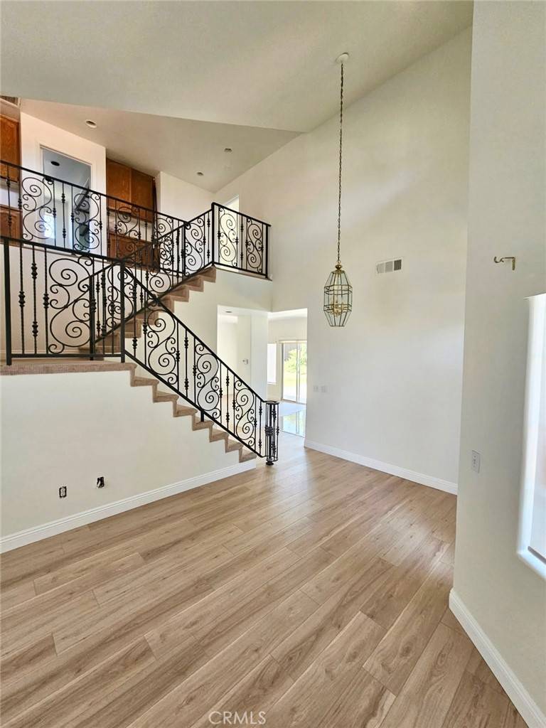 Corona, CA 92881,3580 Shannon St
