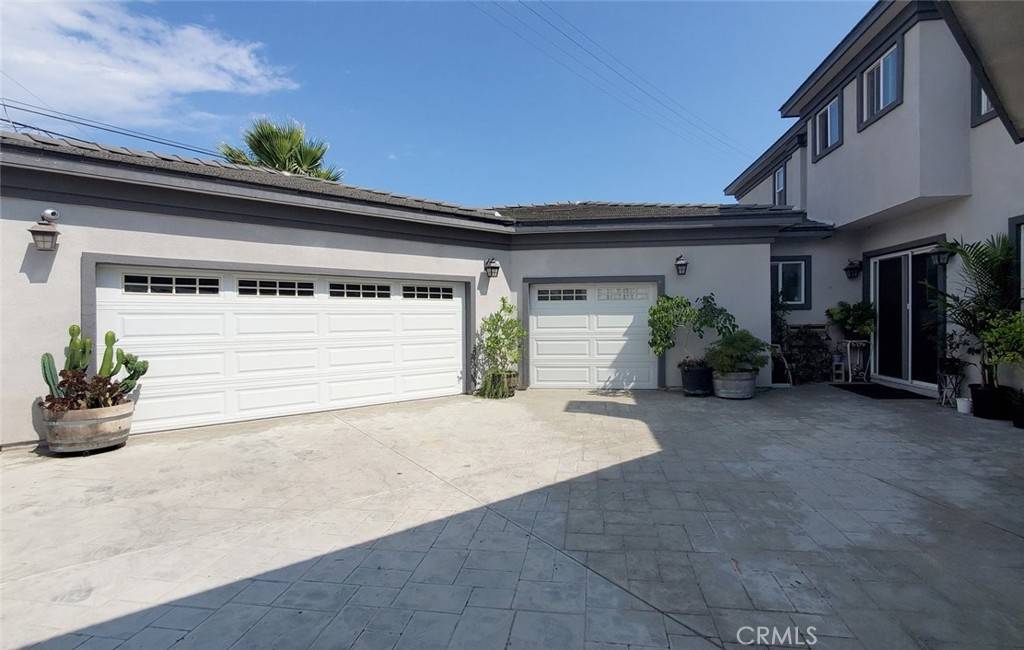 Westminster, CA 92683,14712 Davis ST