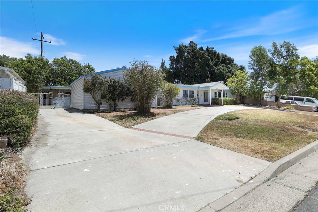 Buena Park, CA 90621,4840 Sunnybrook