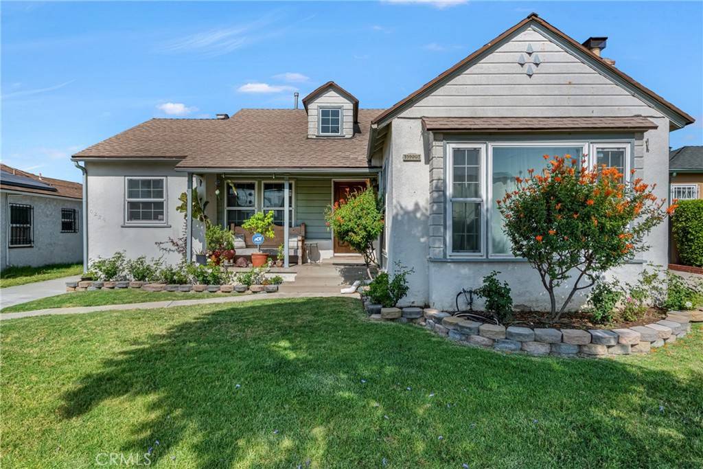 Inglewood, CA 90303,10229 S VAN NESS AVE