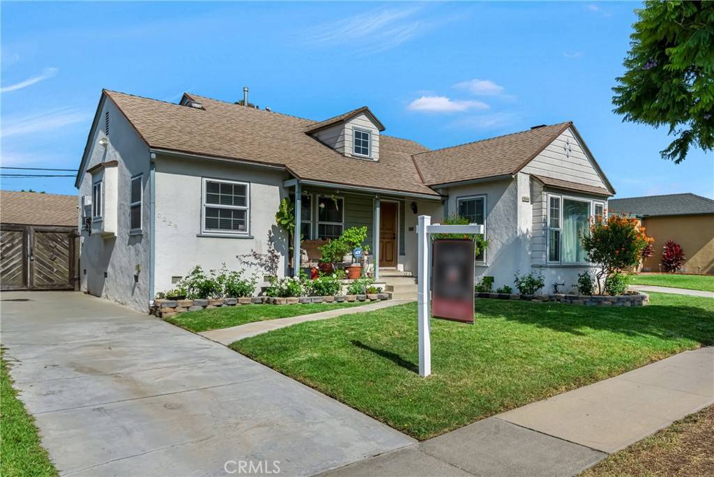 Inglewood, CA 90303,10229 S VAN NESS AVE