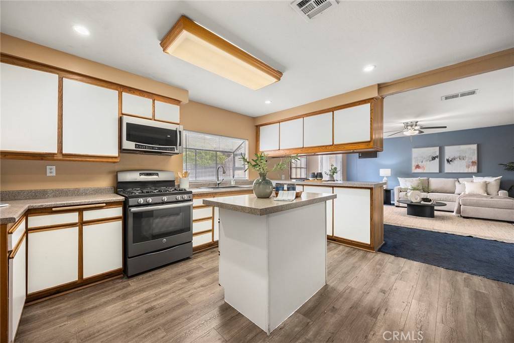 Chino Hills, CA 91709,3881 Valle Vista DR