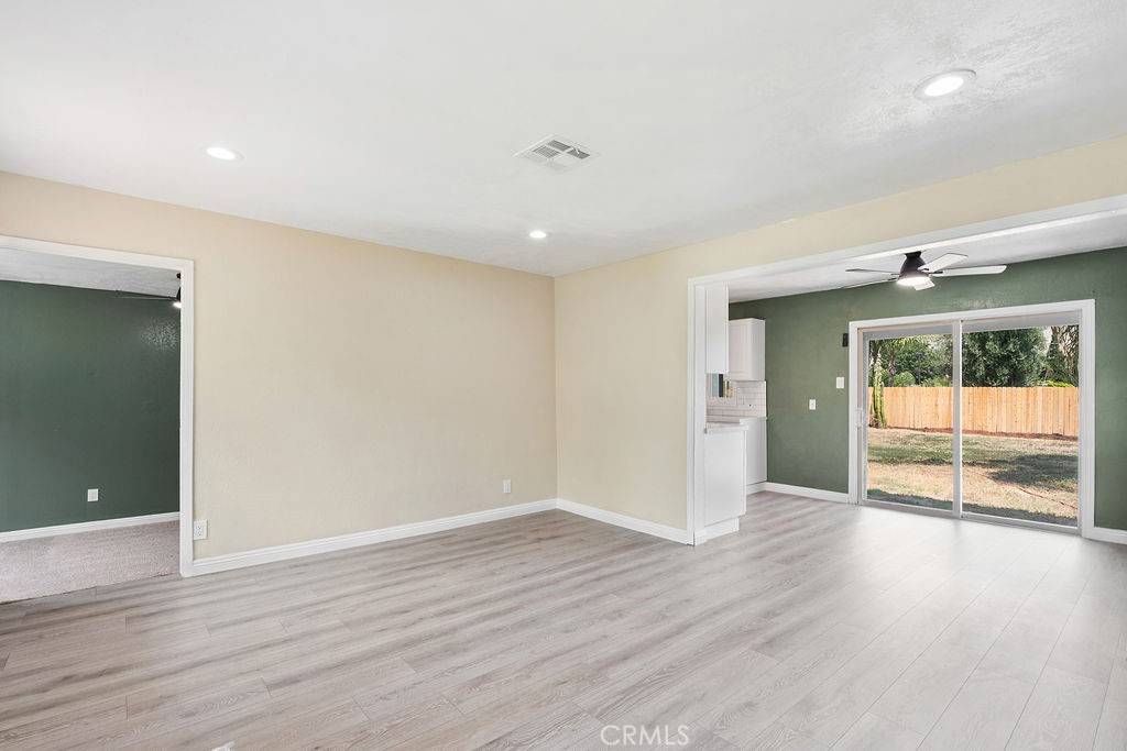 Corona, CA 92881,19170 Envoy AVE