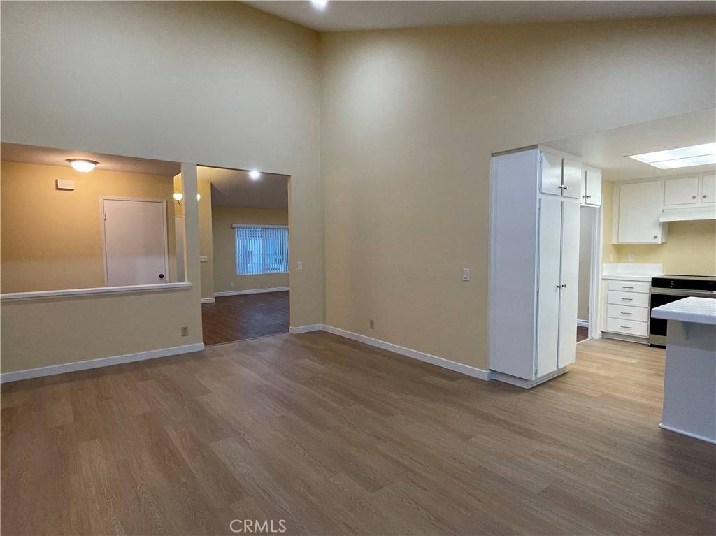 Fullerton, CA 92833,2536 Greenhill DR