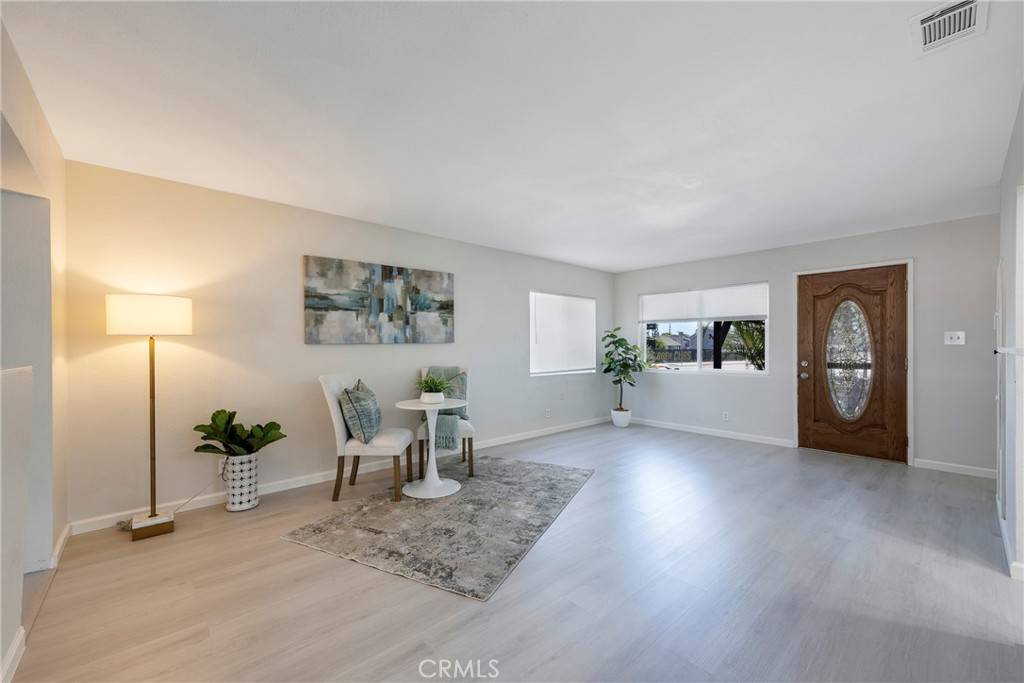 Whittier, CA 90604,10541 Mills AVE