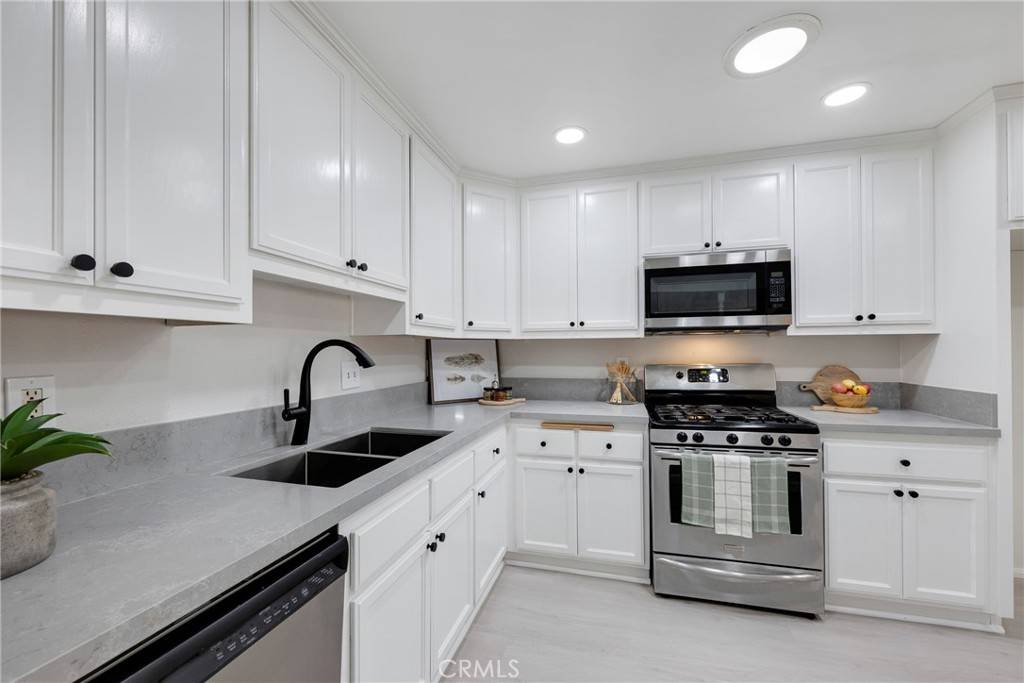 Whittier, CA 90604,10541 Mills AVE