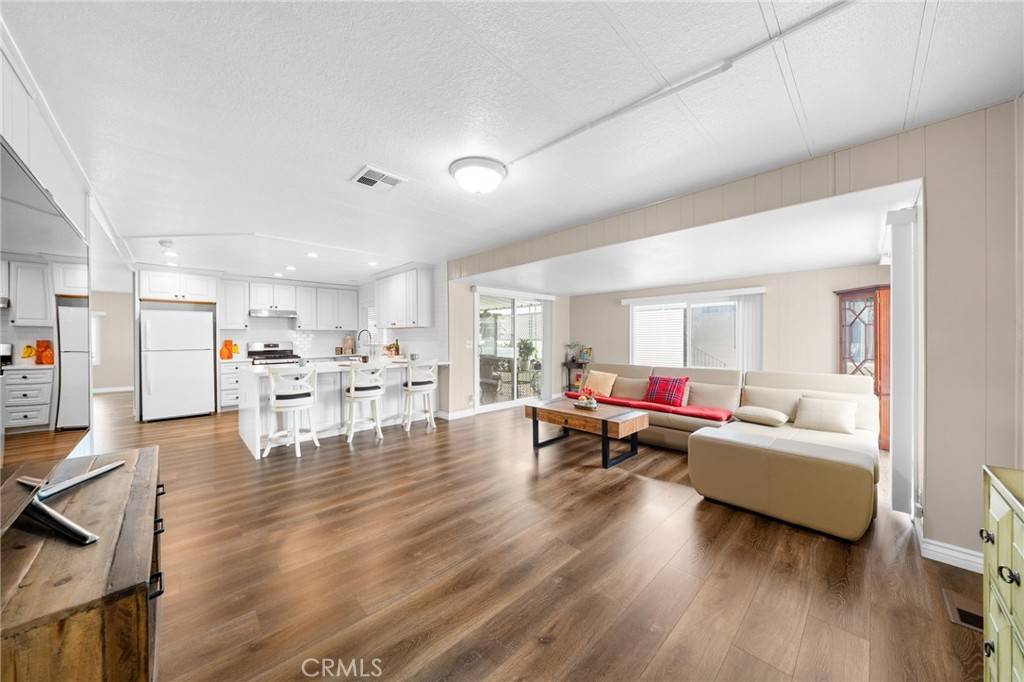 Buena Park, CA 90620,6741 Lincoln AVE #155