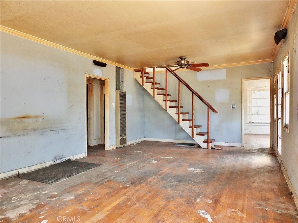 Long Beach, CA 90804,744 Gladys AVE