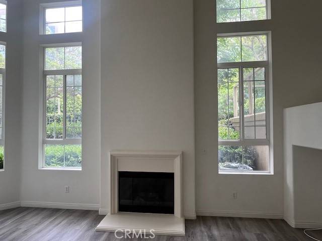 Santa Ana, CA 92707,3411 S Main ST #E