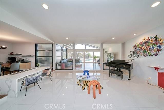 La Canada Flintridge, CA 91011,5354 Stardust RD