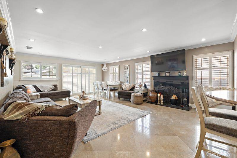 Norwalk, CA 90650,10844 Tonibar
