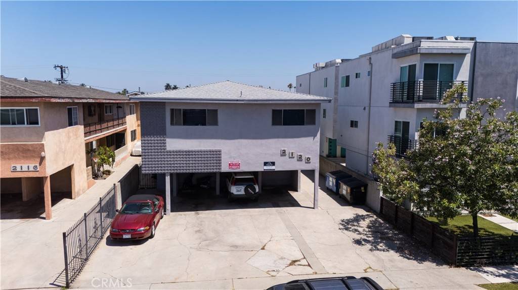 Los Angeles, CA 90016,2120 Carmona AVE