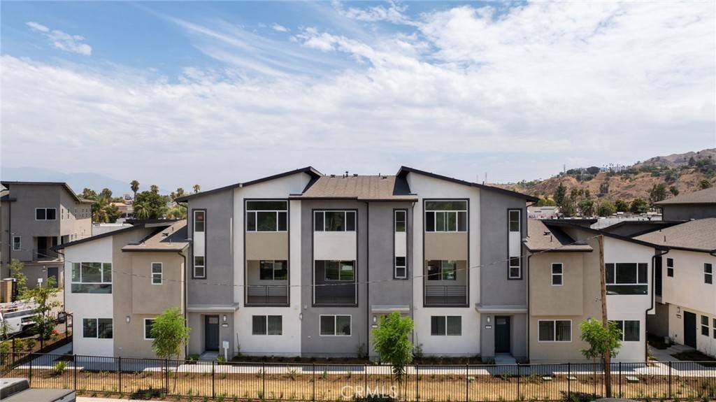Colton, CA 92324,1142 Santo Antonio DR