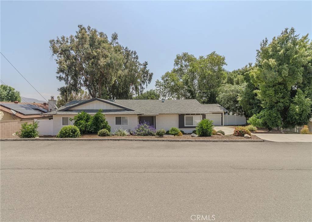 Corona, CA 92881,20140 Kayne ST