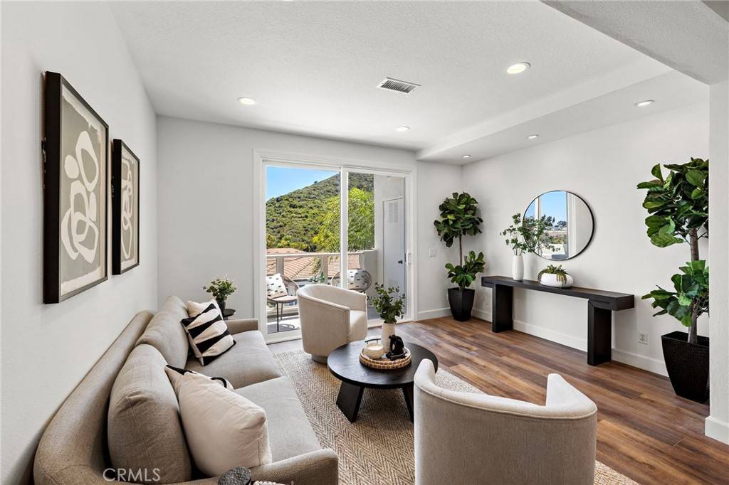 Laguna Niguel, CA 92677,30902 Clubhouse Drive #44J