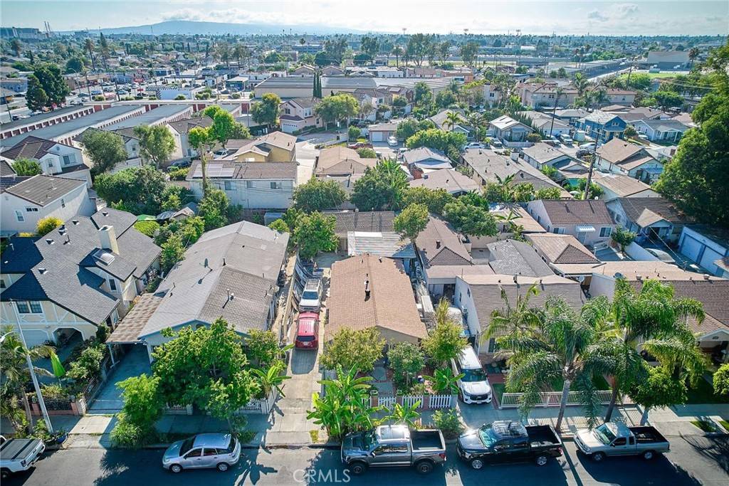 Signal Hill, CA 90755,1845 Dawson AVE