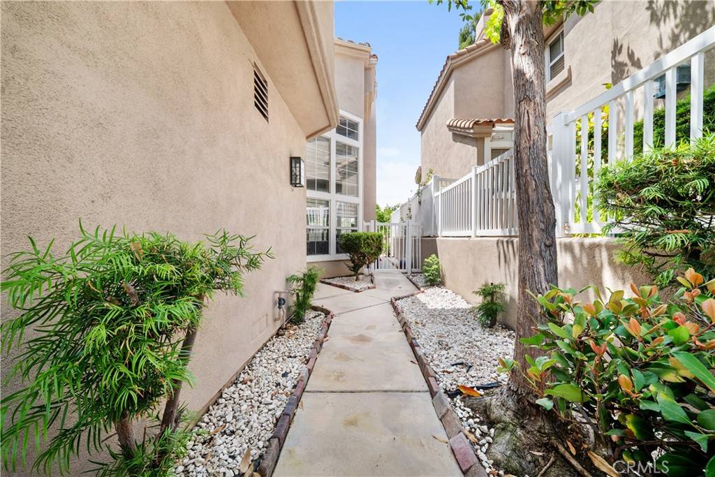 Fullerton, CA 92833,3001 Wisteria LN