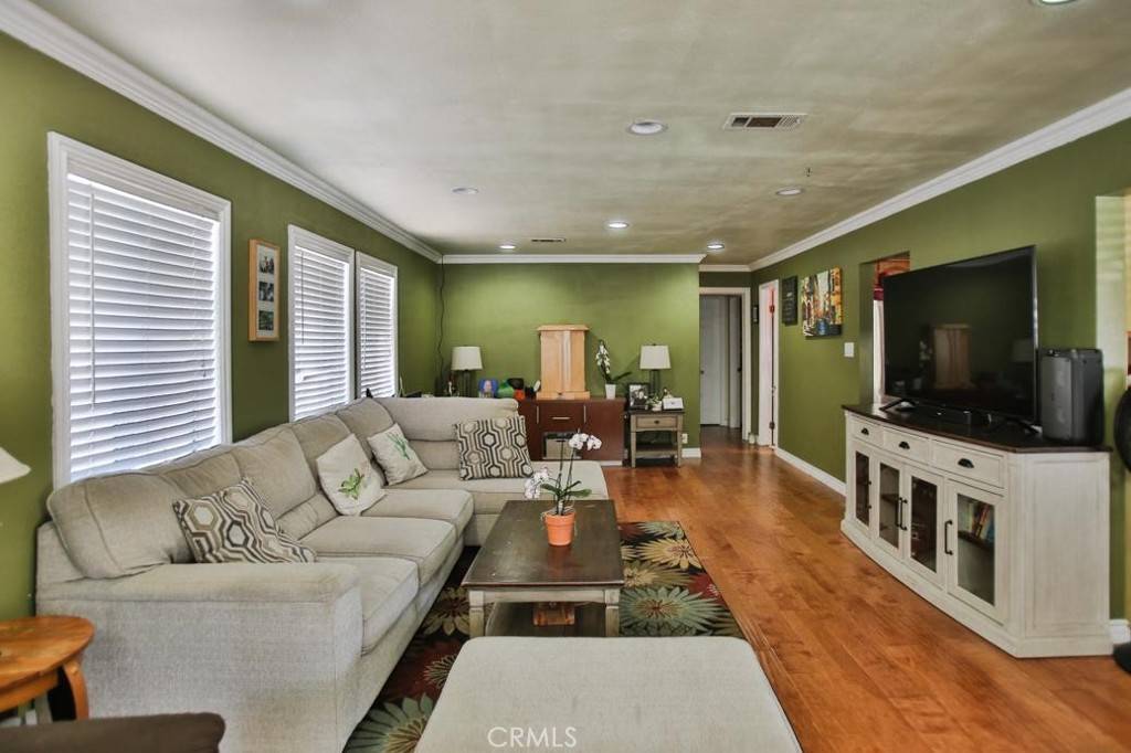 Westminster, CA 92683,7891 18th ST