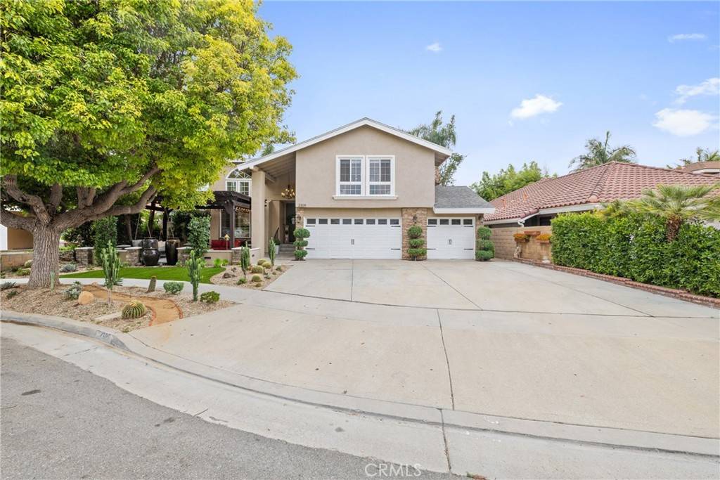 Santa Ana, CA 92704,2309 W Knox AVE