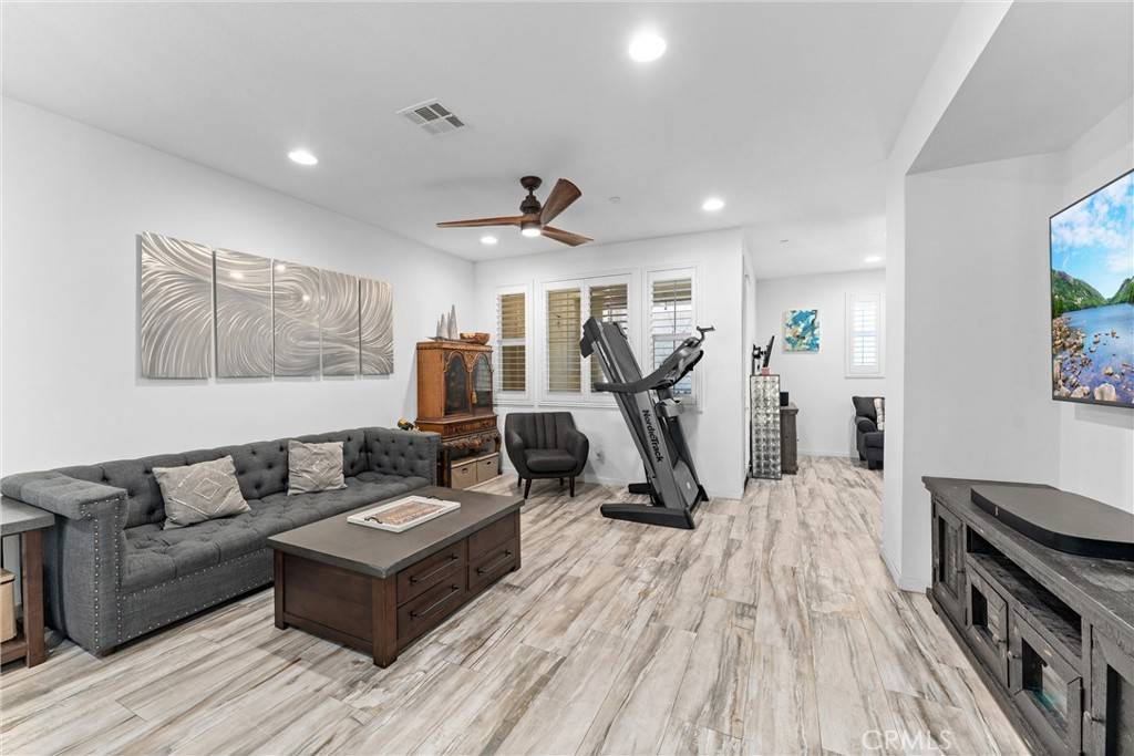 Pomona, CA 91767,843 Sunburst Way
