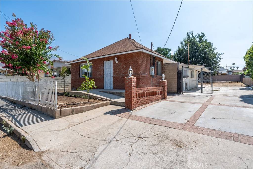 Highland, CA 92346,2123 La Verne AVE