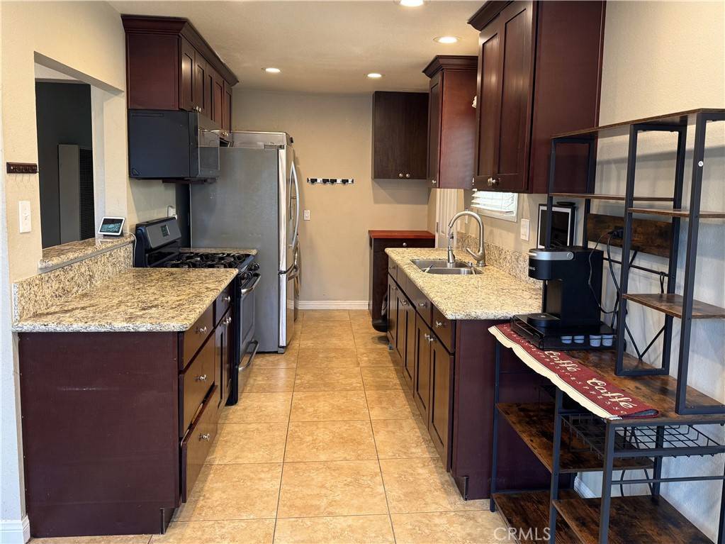 Norwalk, CA 90650,11857 Algardi ST