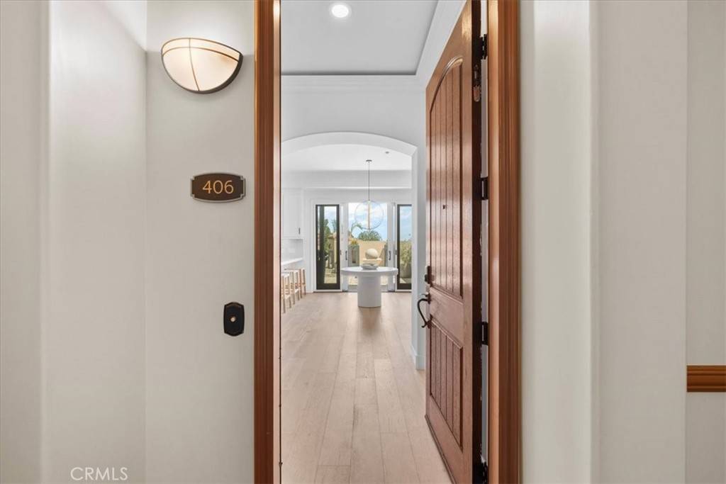 Costa Mesa, CA 92627,401 Bernard ST #406