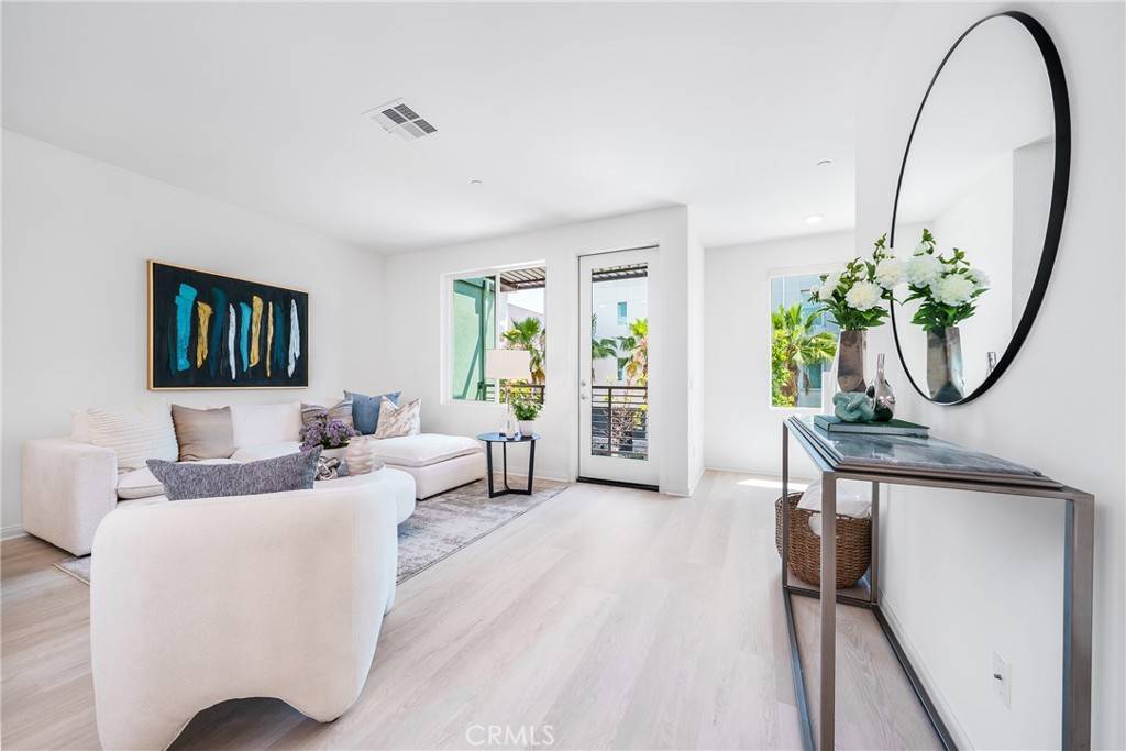 Irvine, CA 92614,221 Steely