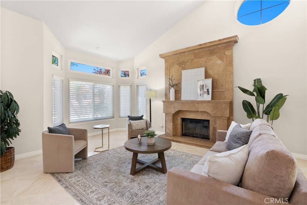 Yorba Linda, CA 92887,20520 Via Magdalena