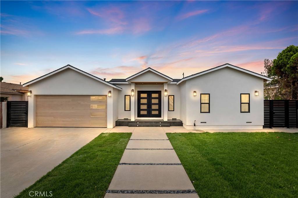 Downey, CA 90241,9044 Bigby ST