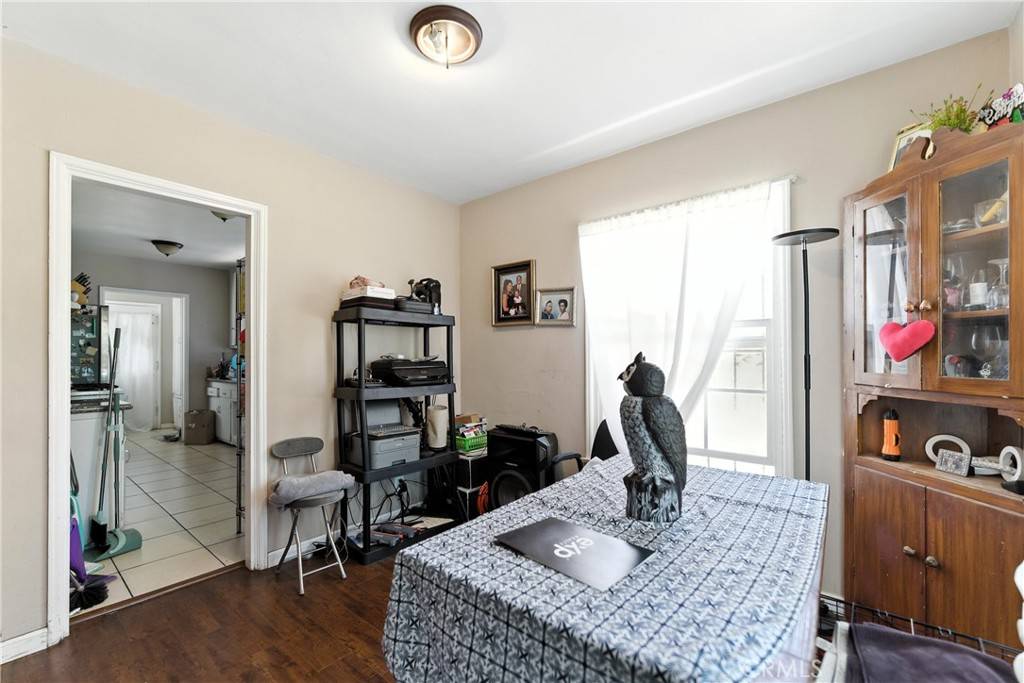 Los Angeles, CA 90061,13909 S San Pedro ST