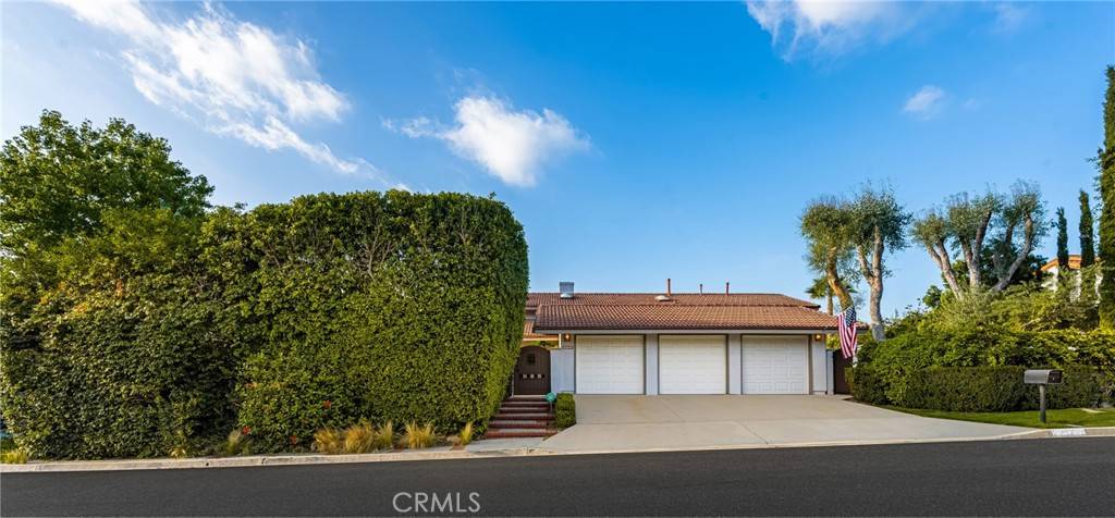 North Tustin, CA 92705,10721 Equestrian DR