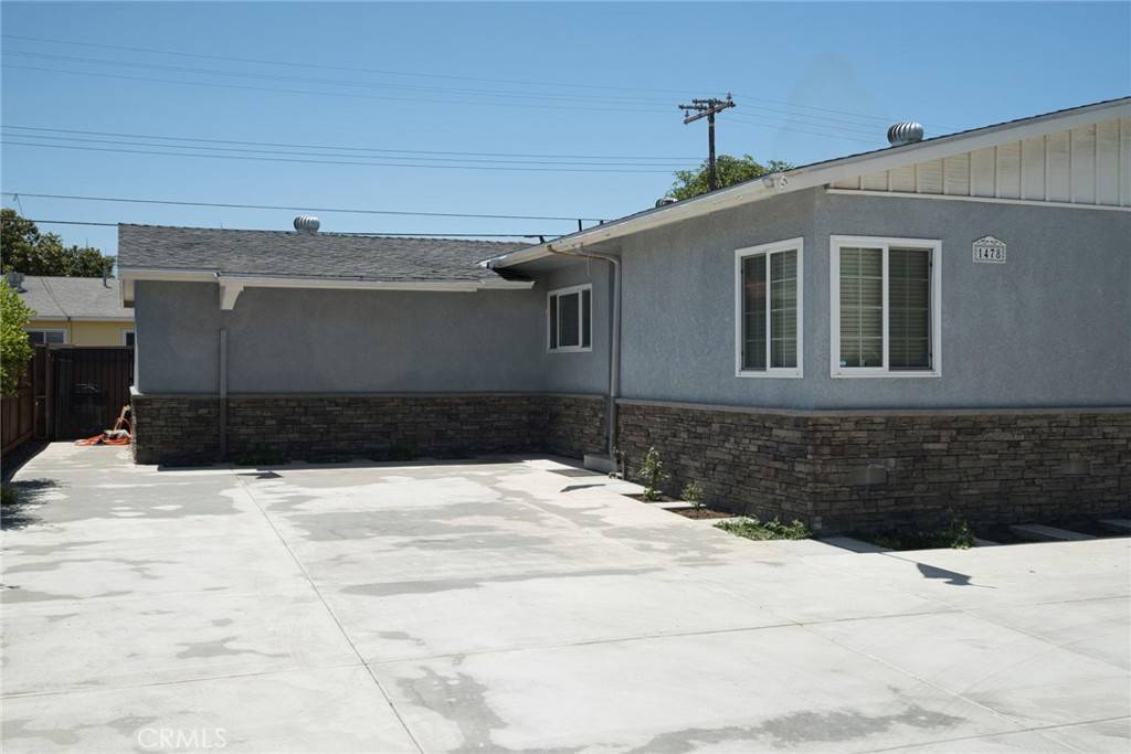 Fullerton, CA 92833,1478 W Valencia DR