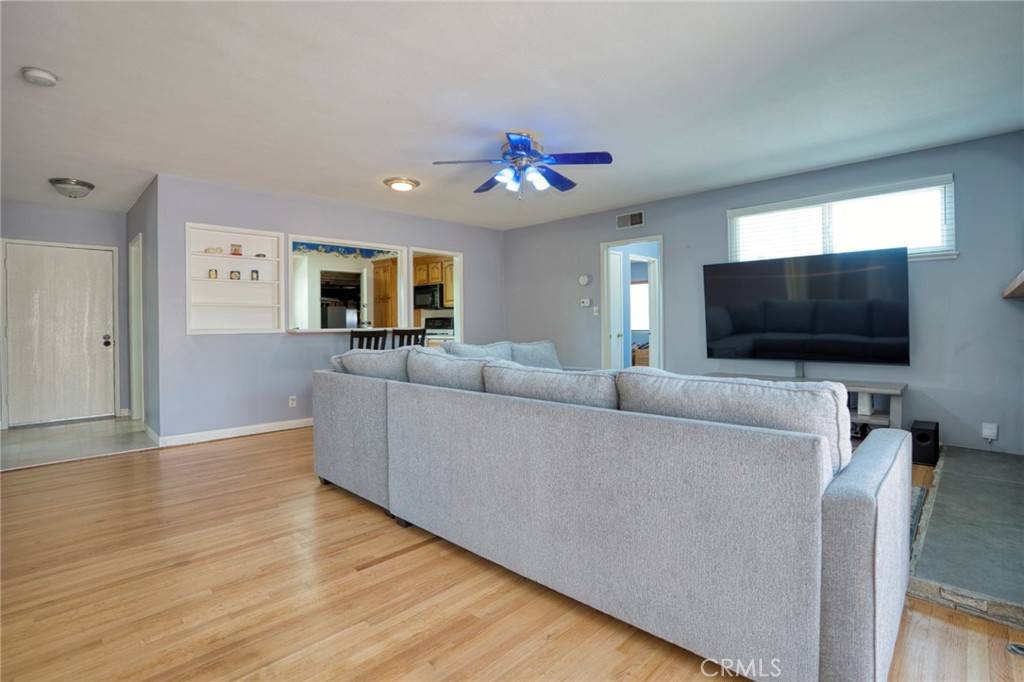 Fullerton, CA 92833,1478 W Valencia DR
