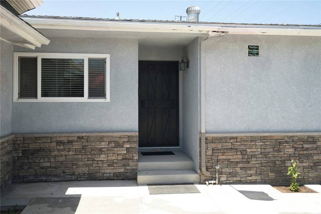 Fullerton, CA 92833,1478 W Valencia DR