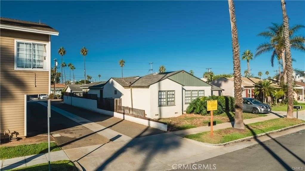Oceanside, CA 92054,1743 S Tremont ST