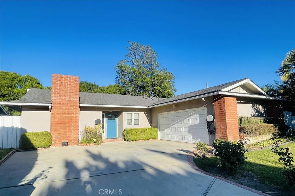 Van Nuys, CA 91406,6534 Petit AVE