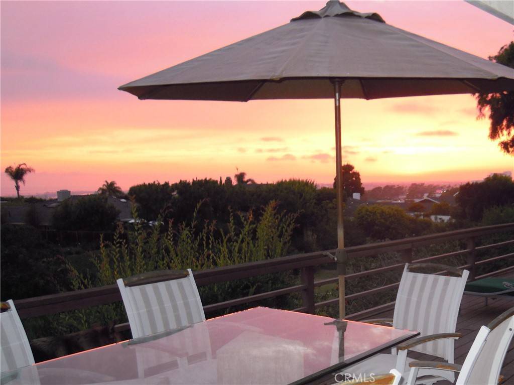 Corona Del Mar, CA 92625,2815 Blue Water DR
