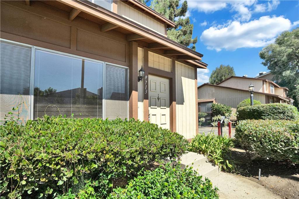 Panorama City, CA 91402,8713 Cedros AVE