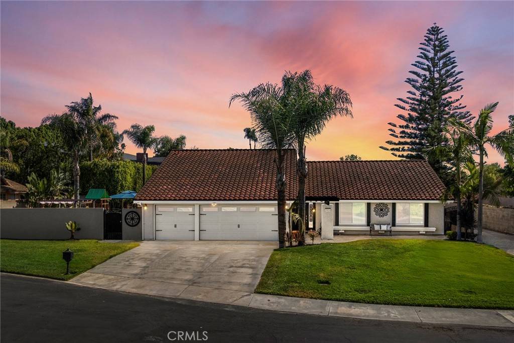 Yorba Linda, CA 92886,19024 Sundown LN