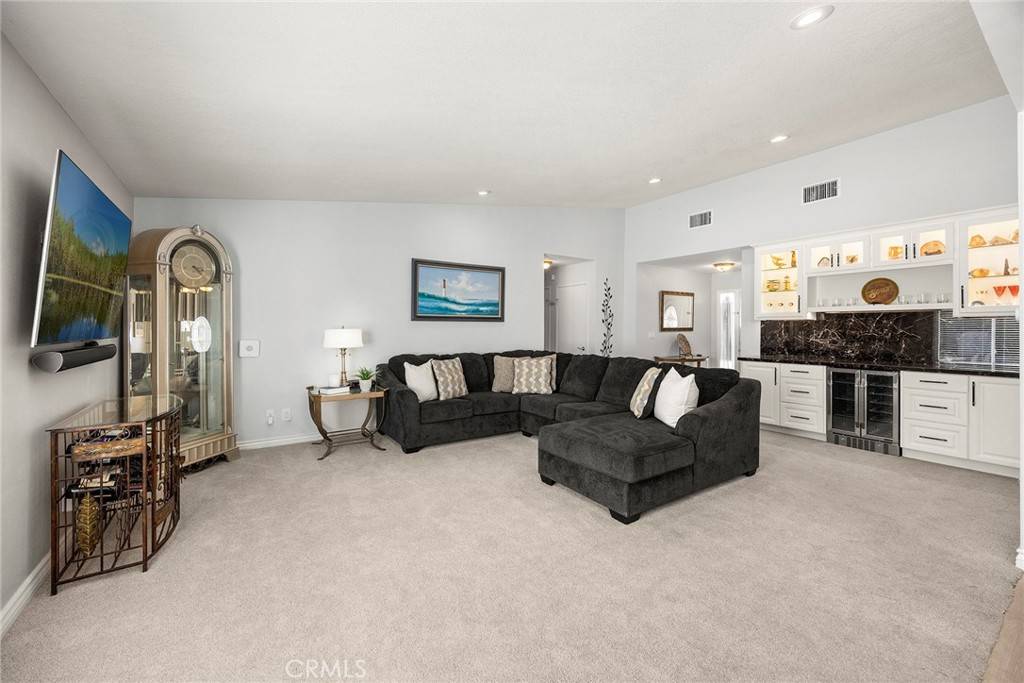 Yorba Linda, CA 92886,19024 Sundown LN