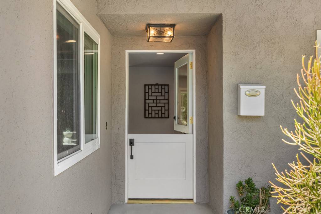 Laguna Niguel, CA 92677,25111 Adelanto DR