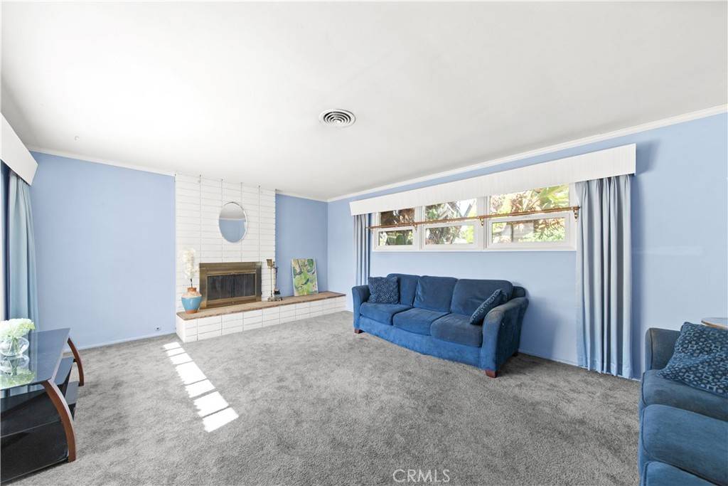 Fullerton, CA 92833,409 N Basque AVE