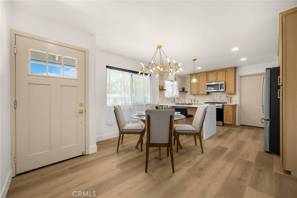 Santa Ana, CA 92703,801 Michael ST
