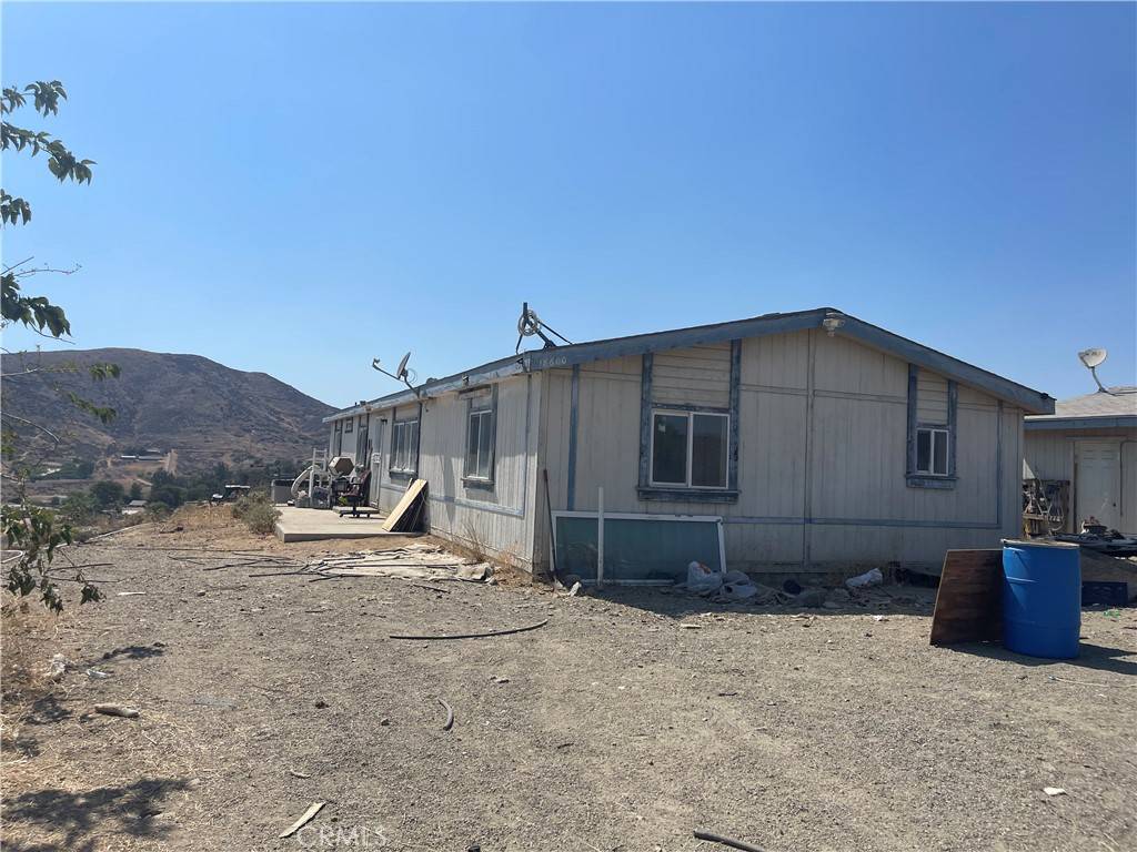 Lake Elsinore, CA 92532,18600 Chippewa RD